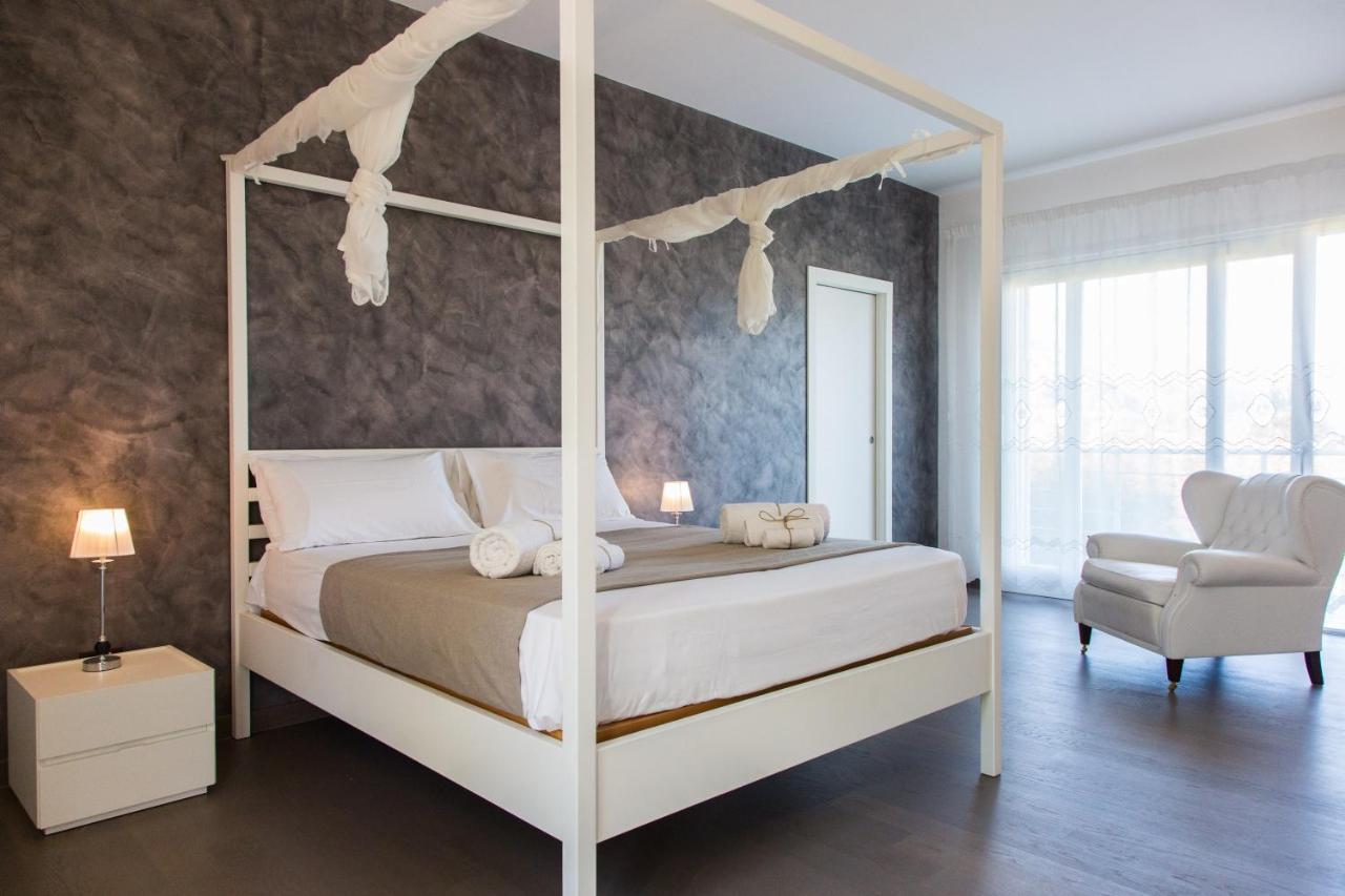 Villa Antigone Мондело Екстериор снимка